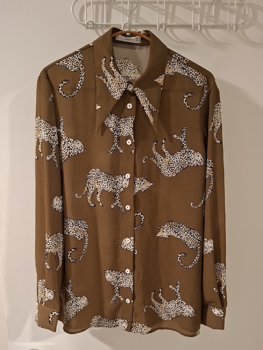 Mango Khaki Green & Leopard Sheet Point-collar Button-down Blouse (Size M)